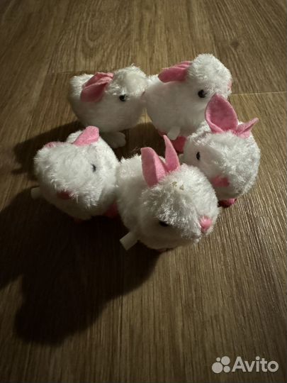 Игрушка заводная кролик лотом