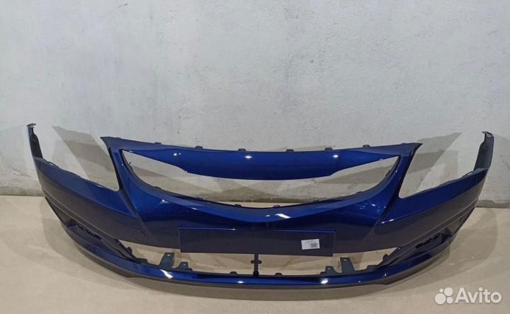 Бампер белый передний на Hyundai Solaris 2014-2017