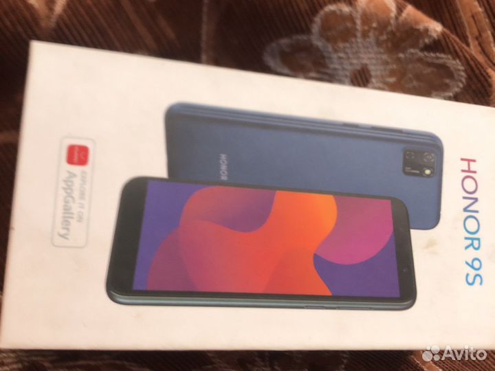 Телефон honor 9s