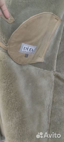 Дубленка натуральная женская с капюшоном