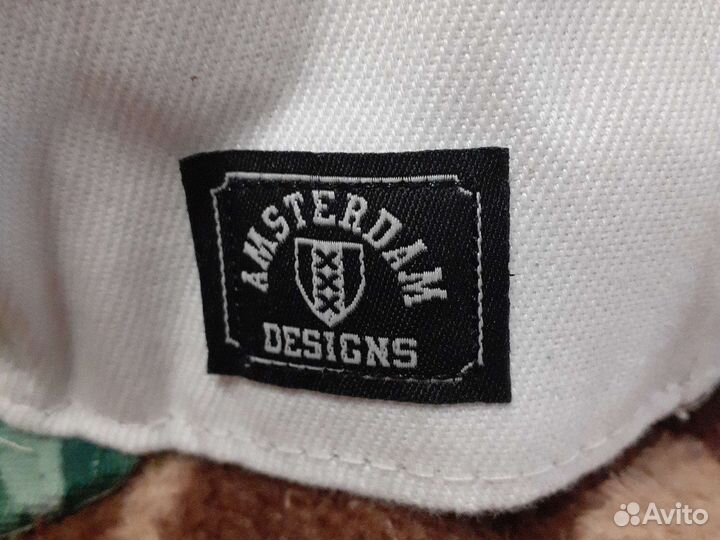 3шт фирменных бейсболок