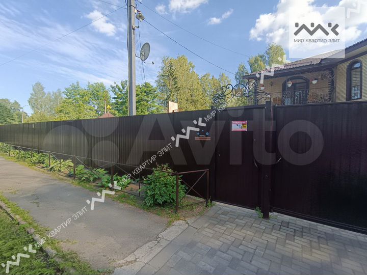 Коттедж 242,7 м² на участке 12,4 сот.