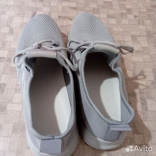 Новые кроссовки adidas женские