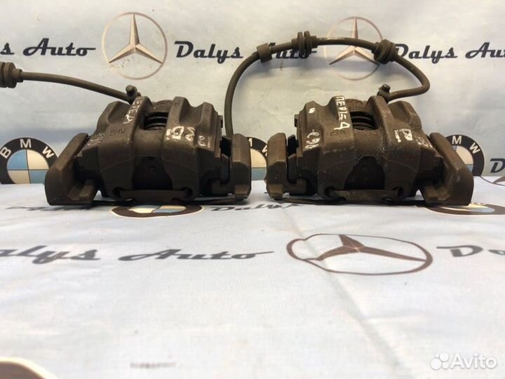 Суппорта передняя Bmw 320I E90 N46B20 2007Г. Март