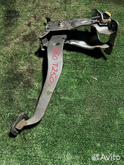 Педаль тормоза Chevrolet Aveo 1 1.4 T250