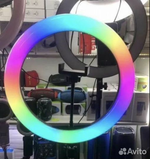 Цветная кольцевая лампа
