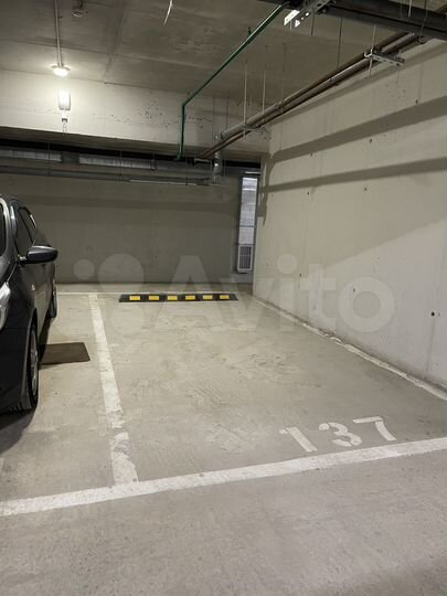 Машиноместо, 14 м²