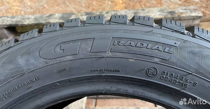 GT Radial Champiro IcePro 205/55 R16