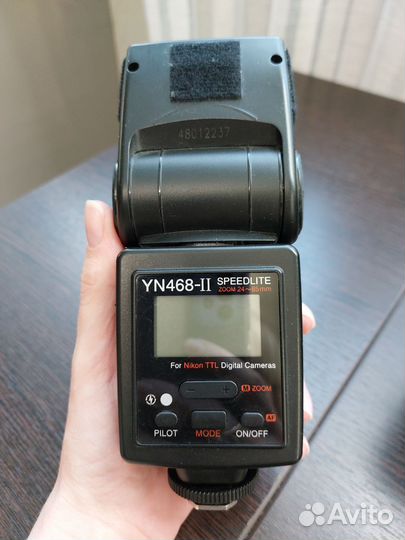 Накамерная вспышка yongnuo