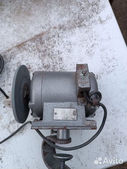 Наждак СССР. Молотки,пилы.Инструмент СССР