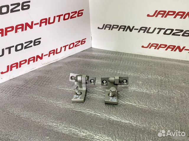 Петли двери передние правые Bmw 5 Серия E60 2.5 AT