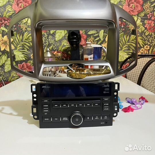 Штатная автомагнитола Шевроле Каптива