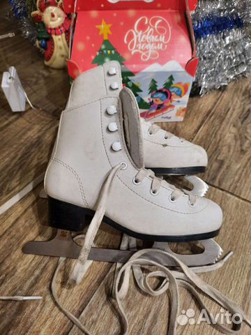Коньки фигурные
