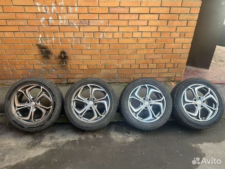 Диски и резина Kia Soul 3 215/55/r 17