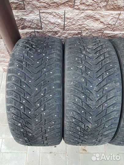 Nokian Tyres Hakkapeliitta 8 235/45 R18 98T