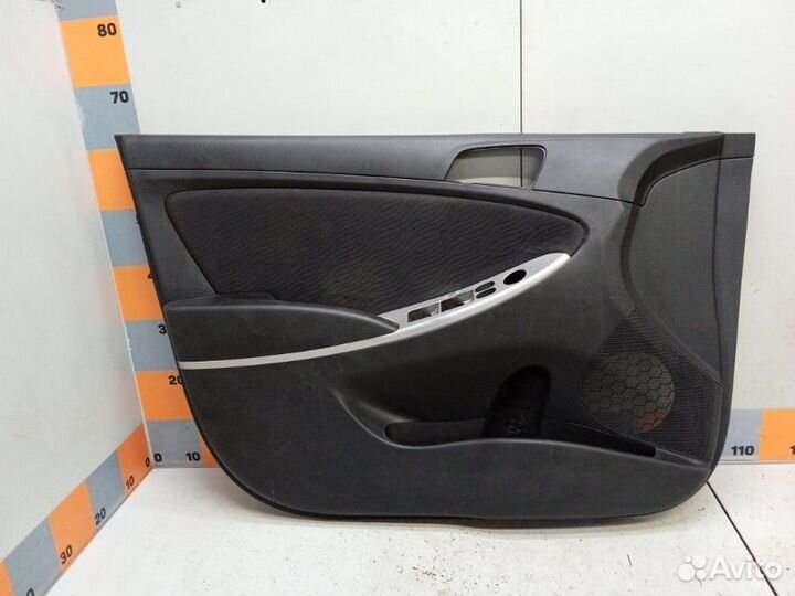 Обшивка двери передняя левая Hyundai Solaris 1 1.4