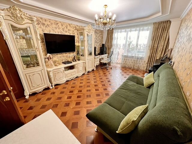 3-к. квартира, 70,3 м², 3/5 эт.