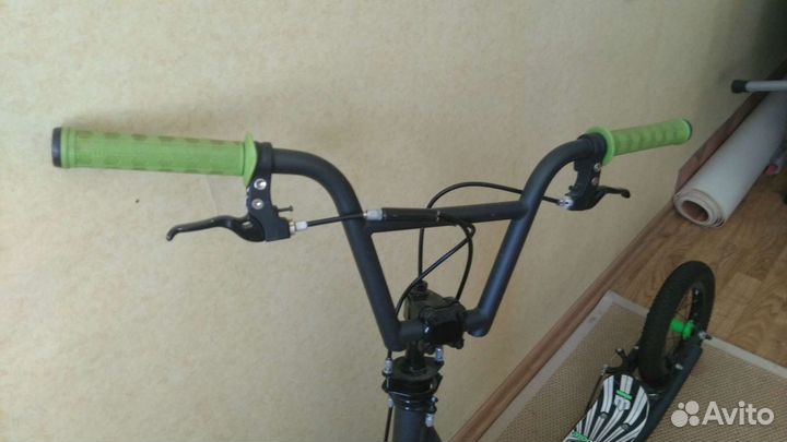 Самокат Mongoose