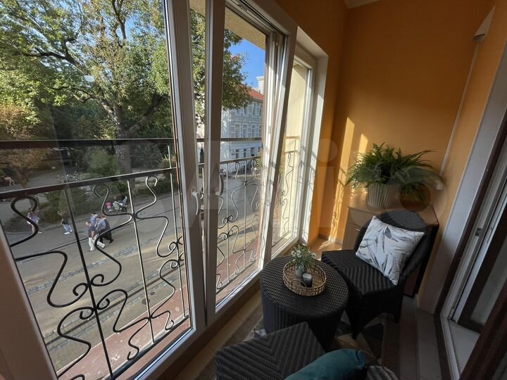 2-к. квартира, 79 м², 2/5 эт.