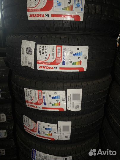 Kapsen DurableMax RS01 225/70 R15C 112T