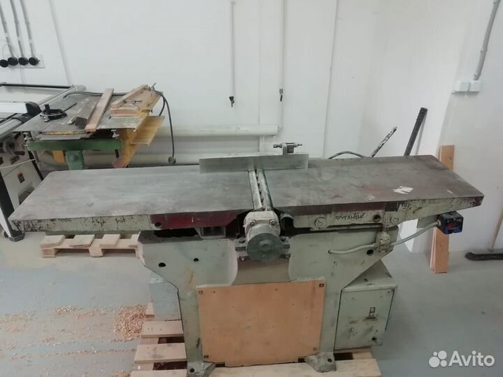 Станок фуговальный (фуганок)