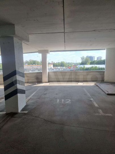 Машиноместо, 15 м²