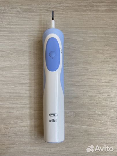 Зубная щетка oral b