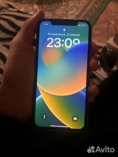 iPhone X, 64 ГБ