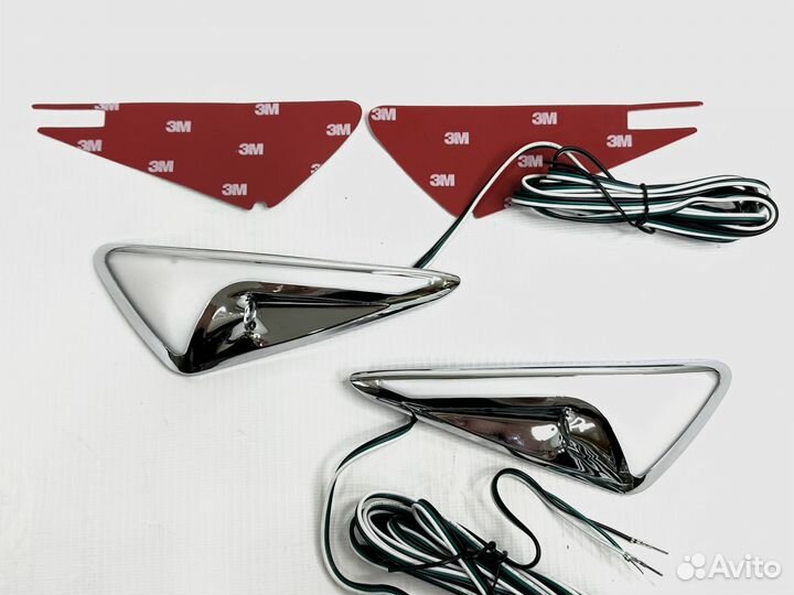 Накладки на крылья с подсветкой, универсальные, хр