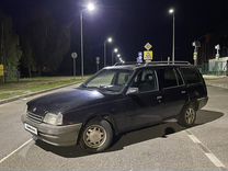 Opel Kadett 1.6 MT, 1986, 150 000 км, с пробегом, цена 110 000 руб.