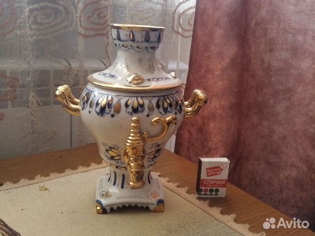 Фарфоровый самовар, Гжель