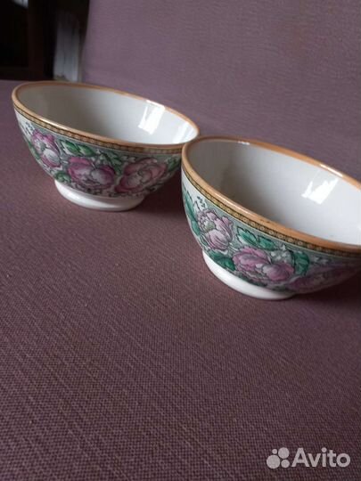 Салатник с цветочным декором, фаянс