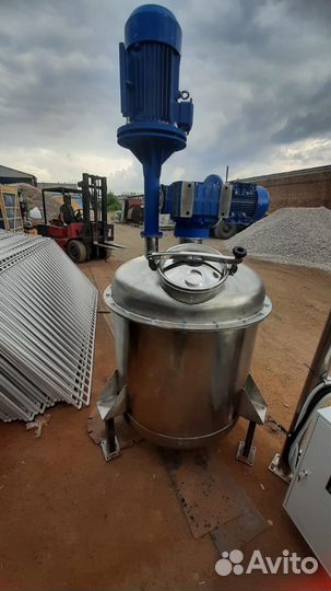 Ёмкость-смеситель двухосевой едс-500