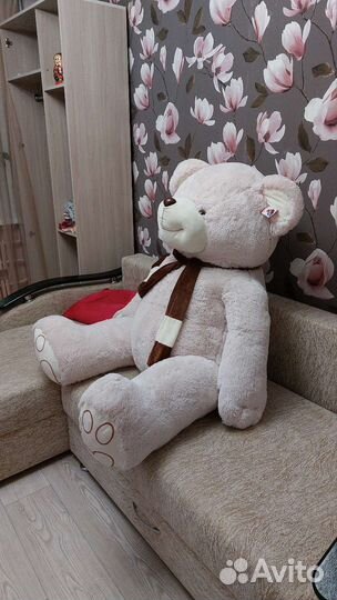 Большие плюшевые медведи