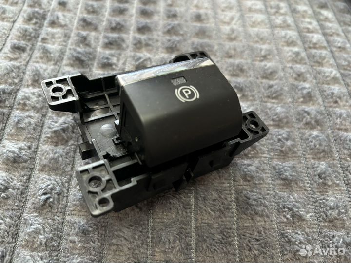 Кнопка стояночного тормоза Subaru Levorg