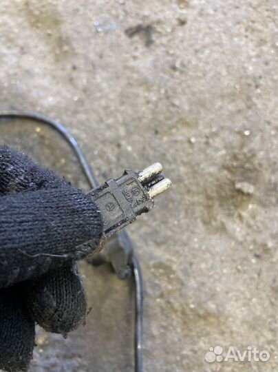 Датчик коленвала mercedes vito 638 2.3 ом601