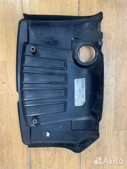 Декоративная крышка двигателя Opel Astra H Z18XE