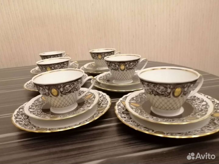 Кофейный набор из фарфора с позолотой