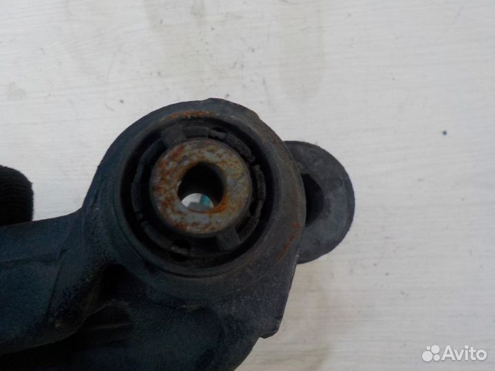 Кулак поворотный задний левый Mazda 6 GH