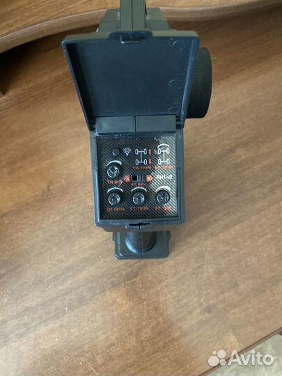 Машина на радиоуправлении 1/16