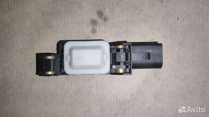 Датчик удара Туарег