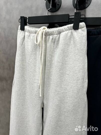 Спортивные штаны черные псы