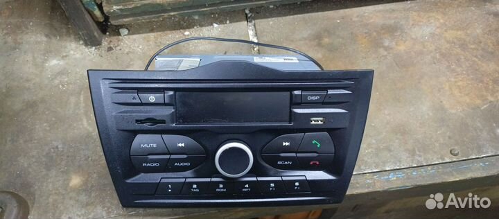 Продам магнитолу