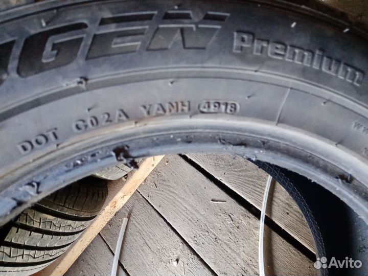 Kumho Crugen Premium KL33 225/60 R17 99H