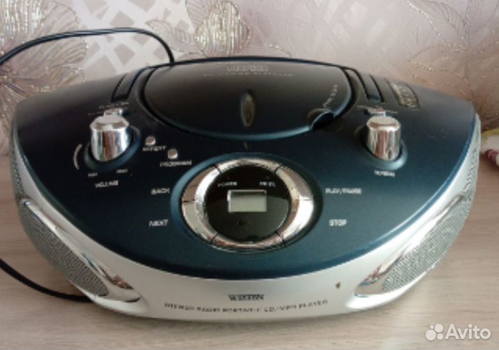 Магнитофон сд/мр3 диски + радио