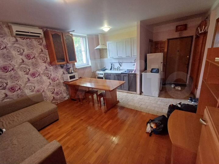 2-к. квартира, 50 м², 1/5 эт.