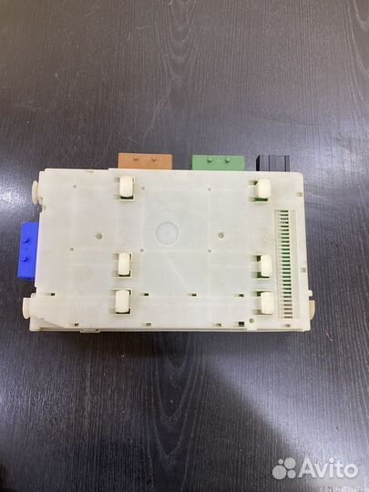 Блок предохранителей Volvo Xc70