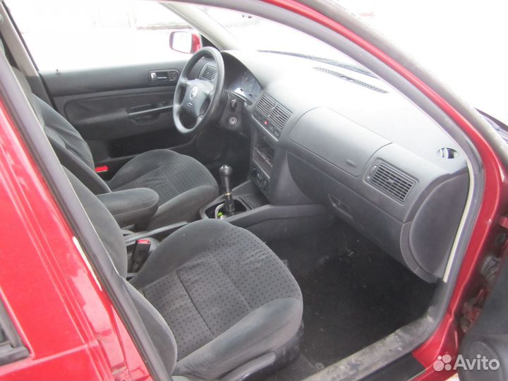 Обшивка volkswagen golf 4