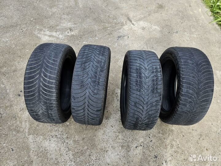 Goodyear UltraGrip Ice 215/55 R17 100T