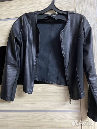 Куртка на девочек